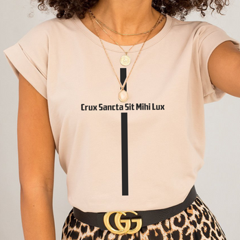 Beżowa koszulka damska z nadrukiem Krzyż z napisem Crux Sacra Sit Mihi Lux (Krzyż Święty będzie mi światłem - egzorcyzm)