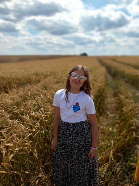 Biała koszulka dla dzieci i młodzieży (1-6 lat) Najświętsze Serce Jezusa niebieskie