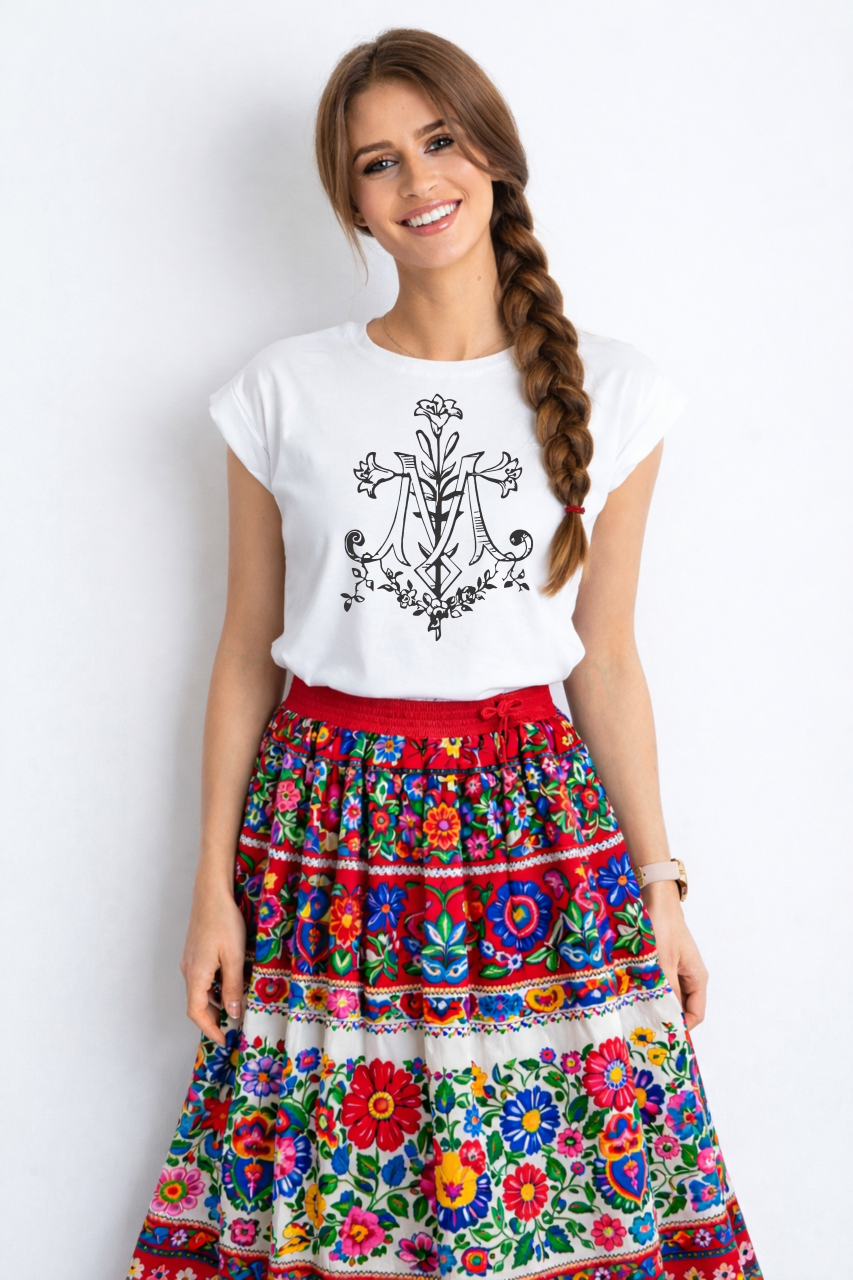 biała damska koszulka katolicka chrzescijanska Maryja M z liljami.png