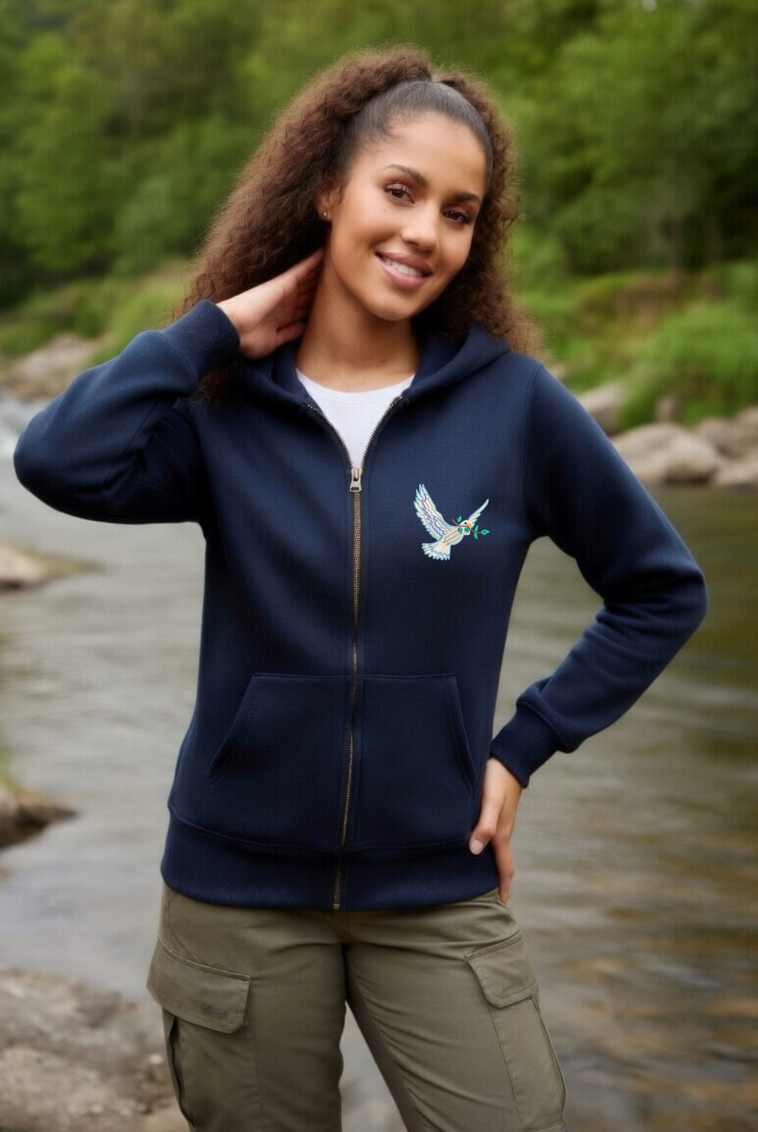 granatowa damska bluza damska rozpinana z haftem gołębica ducha świętego.png