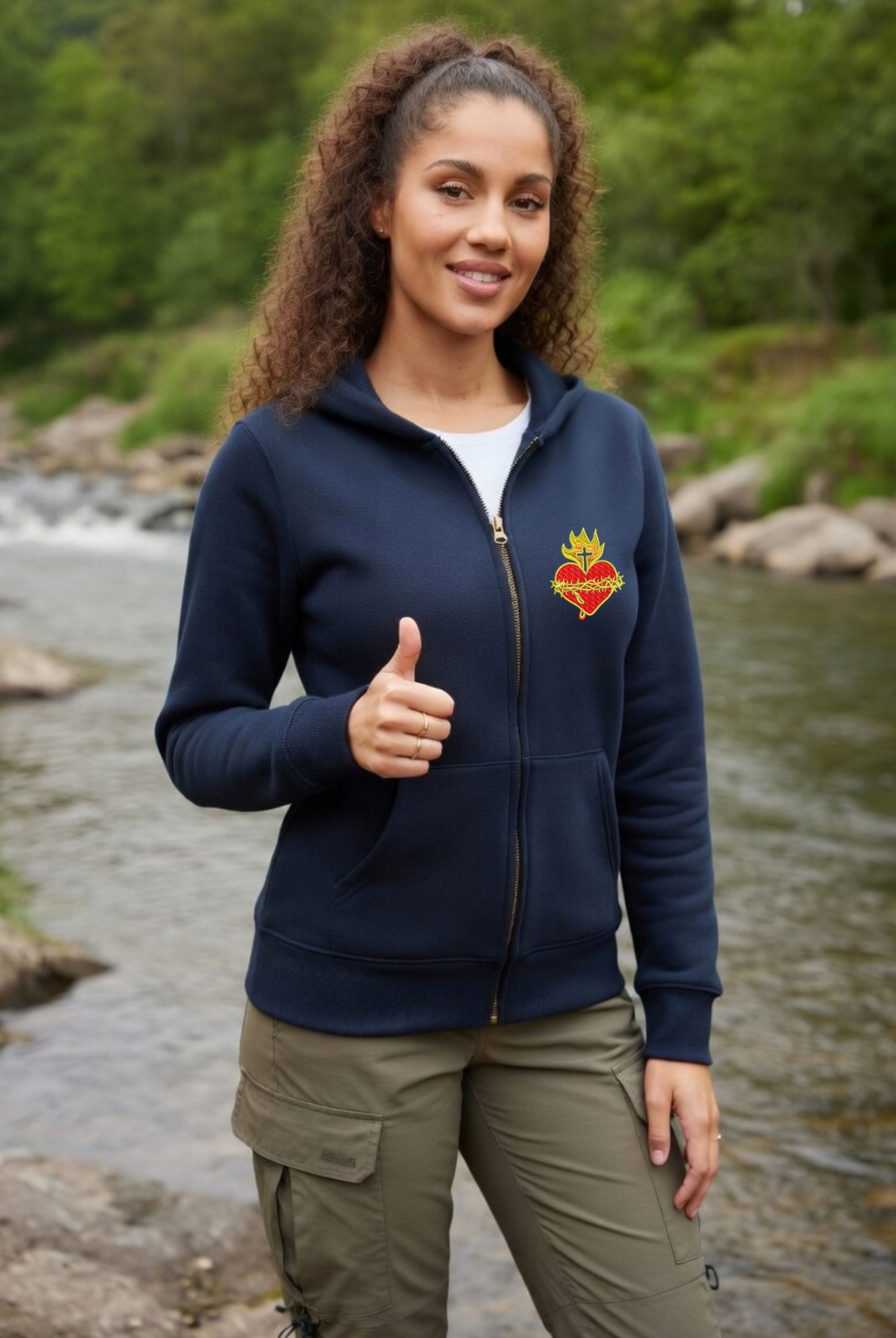 granatowa damska bluza damska rozpinana z haftem serce Jezusa.png