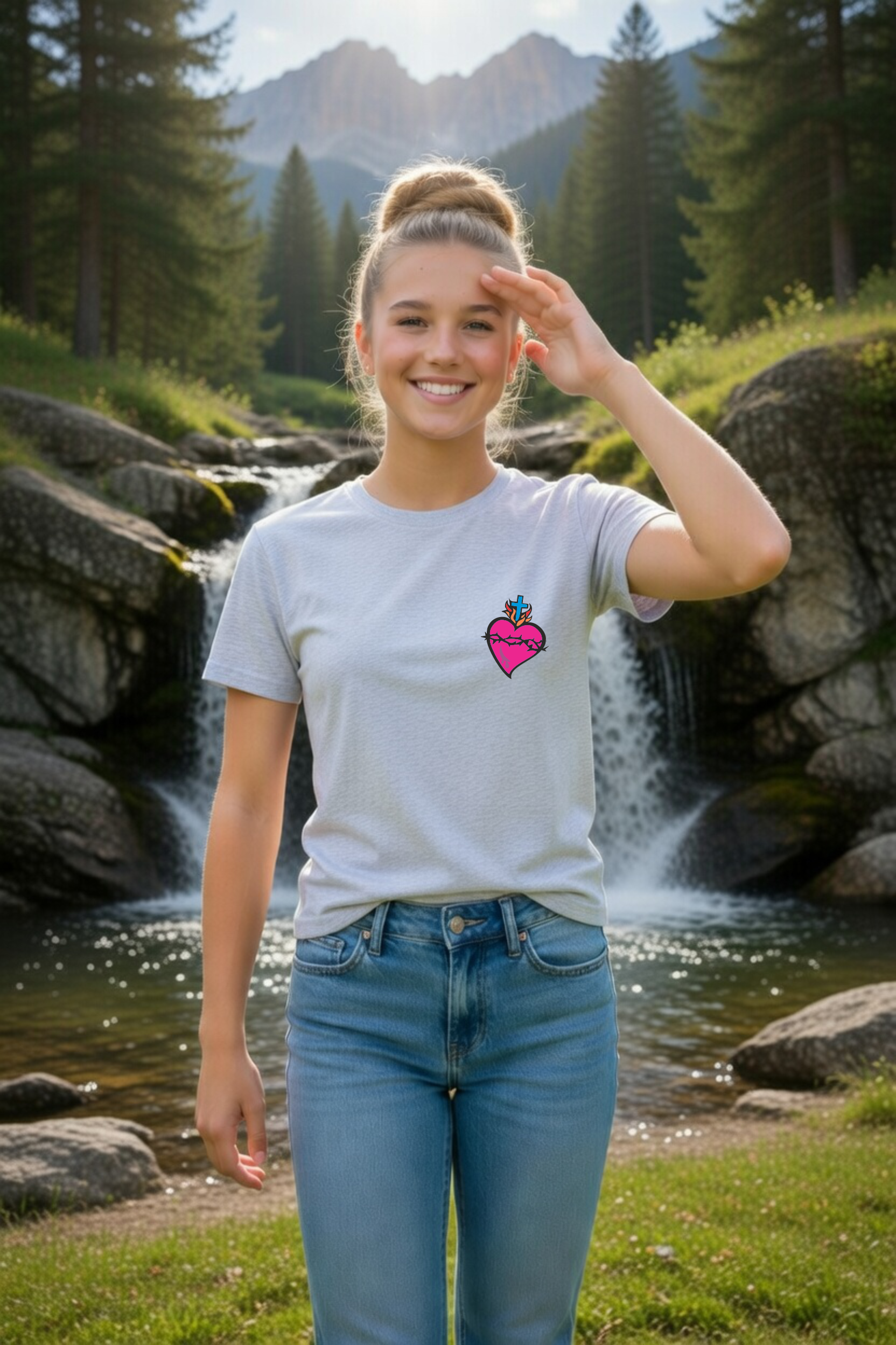 dziecięca szara koszulka chrześcijańska z nadrukiem różowe serce Pana Jezusa.png